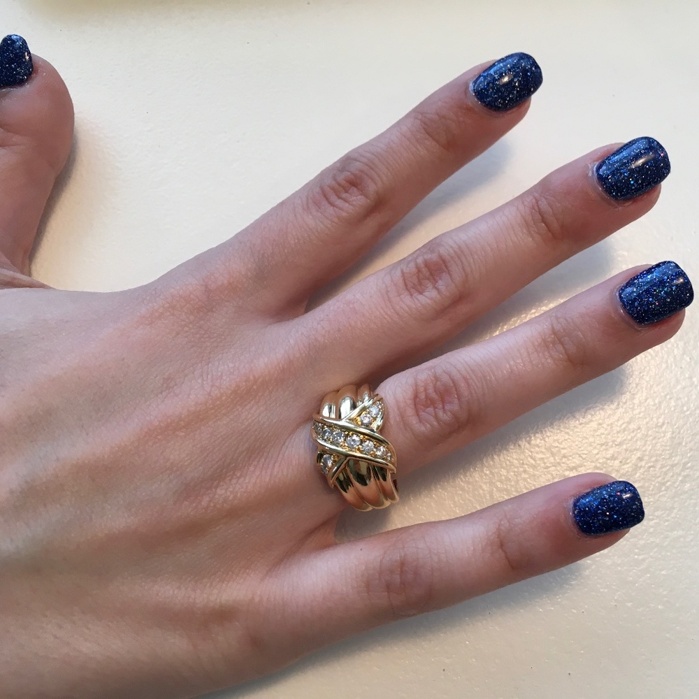 TIFFANY & CO. Vintage Wider 18k Gold Diamond Signature X Crossover Ring … - Picture 13 of 16